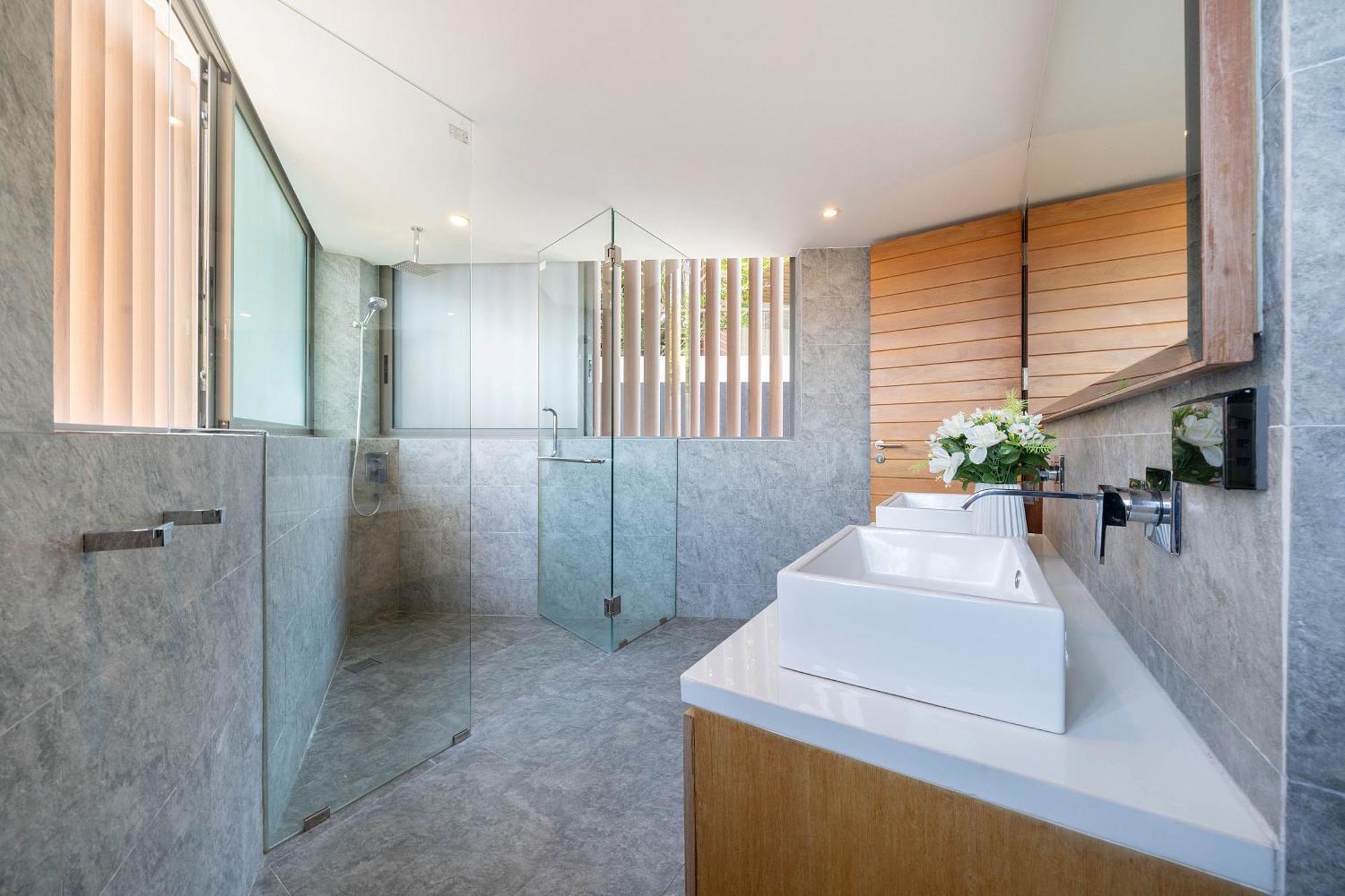 Luxury Ocean View 2br 82 In Sapphire Bay Residence, Near And Paradise Apartment *