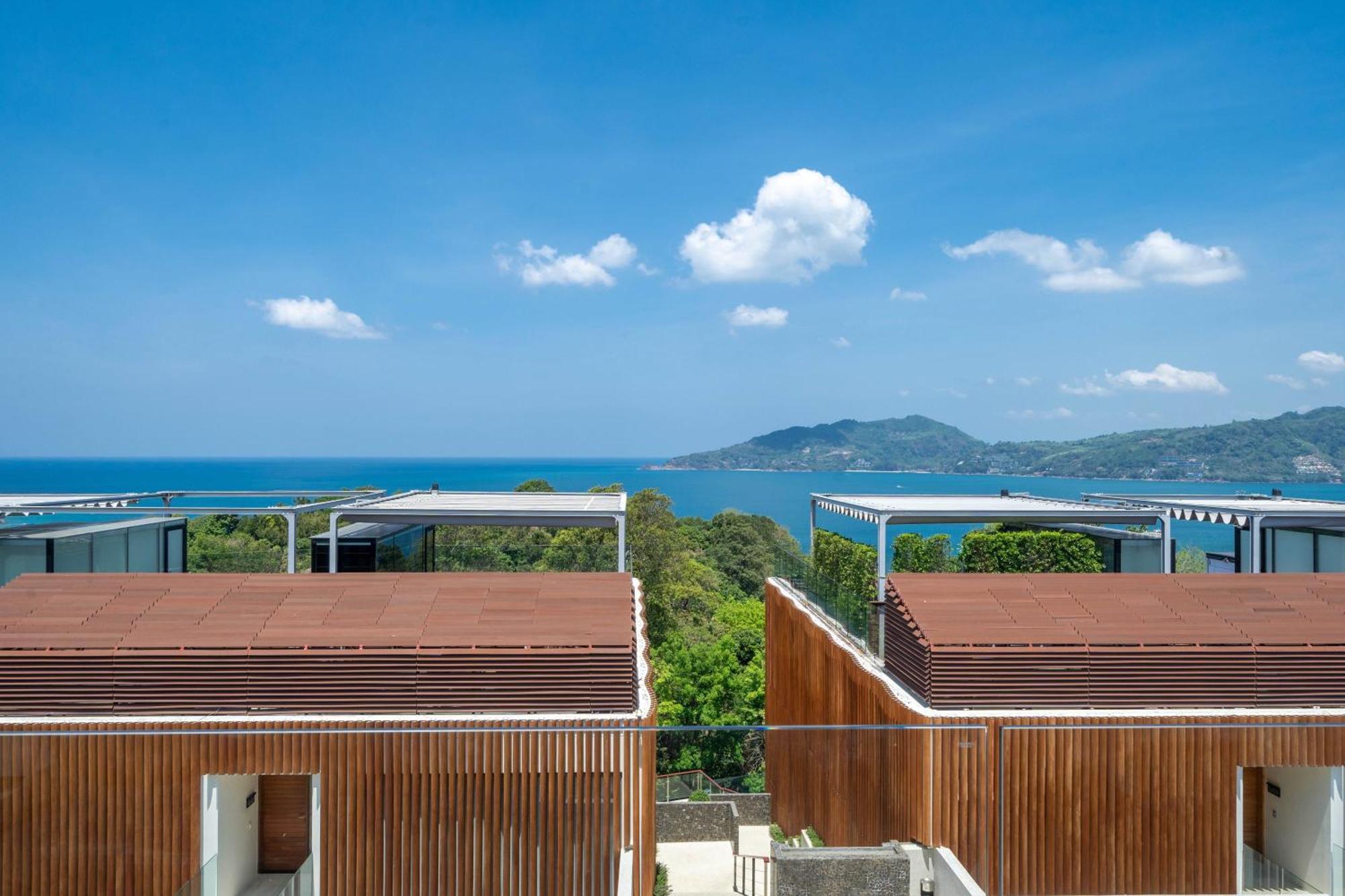 Luxury Ocean View 2br 82 In Sapphire Bay Residence, Near And Paradise Patong