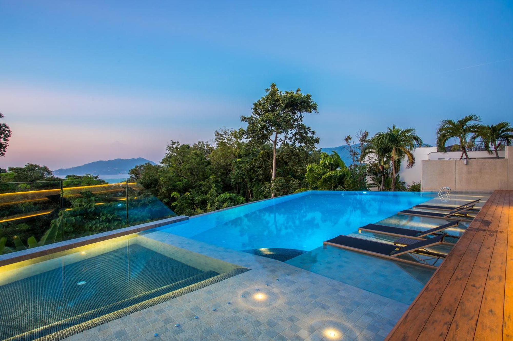 Luxury Ocean View 2br 82 In Sapphire Bay Residence, Near And Paradise Patong